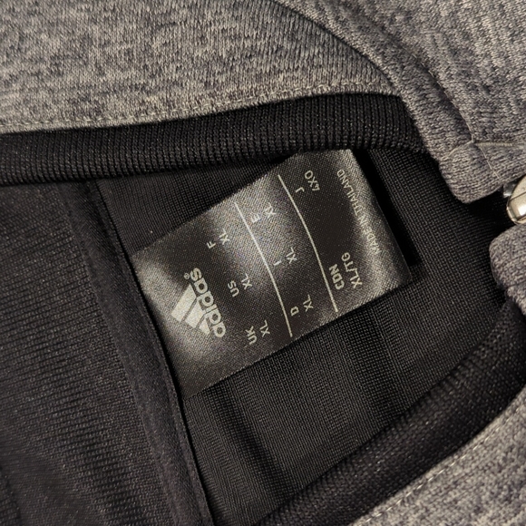 Brooklyn Nets Adidas Zip Up Sweatshirt \ Jacket - Picture 4 of 4